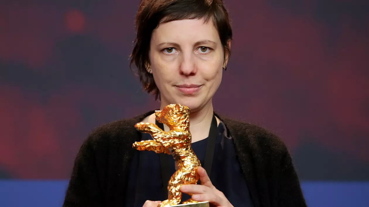 Adina Pintilie spune că nu se aștepta ca pelicula "Nu mă atinge-mă" să primească Ursul de Aur la Berlinală