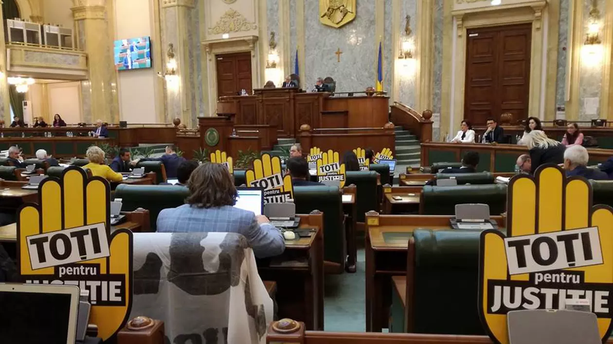 Protest în Senat, la votul pe legile justiției