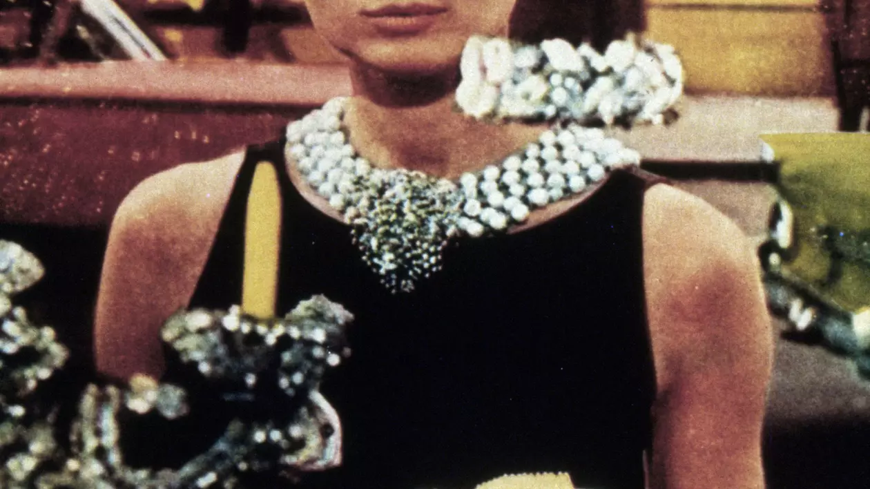 Hubert de Givenchy, creatorul celei mai celebre rochii negre din istorie