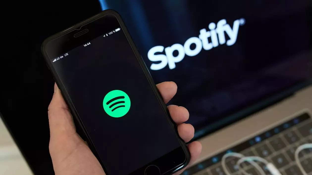 Spotify se lansează în România. Ce preț are abonamentul Spotify Premium