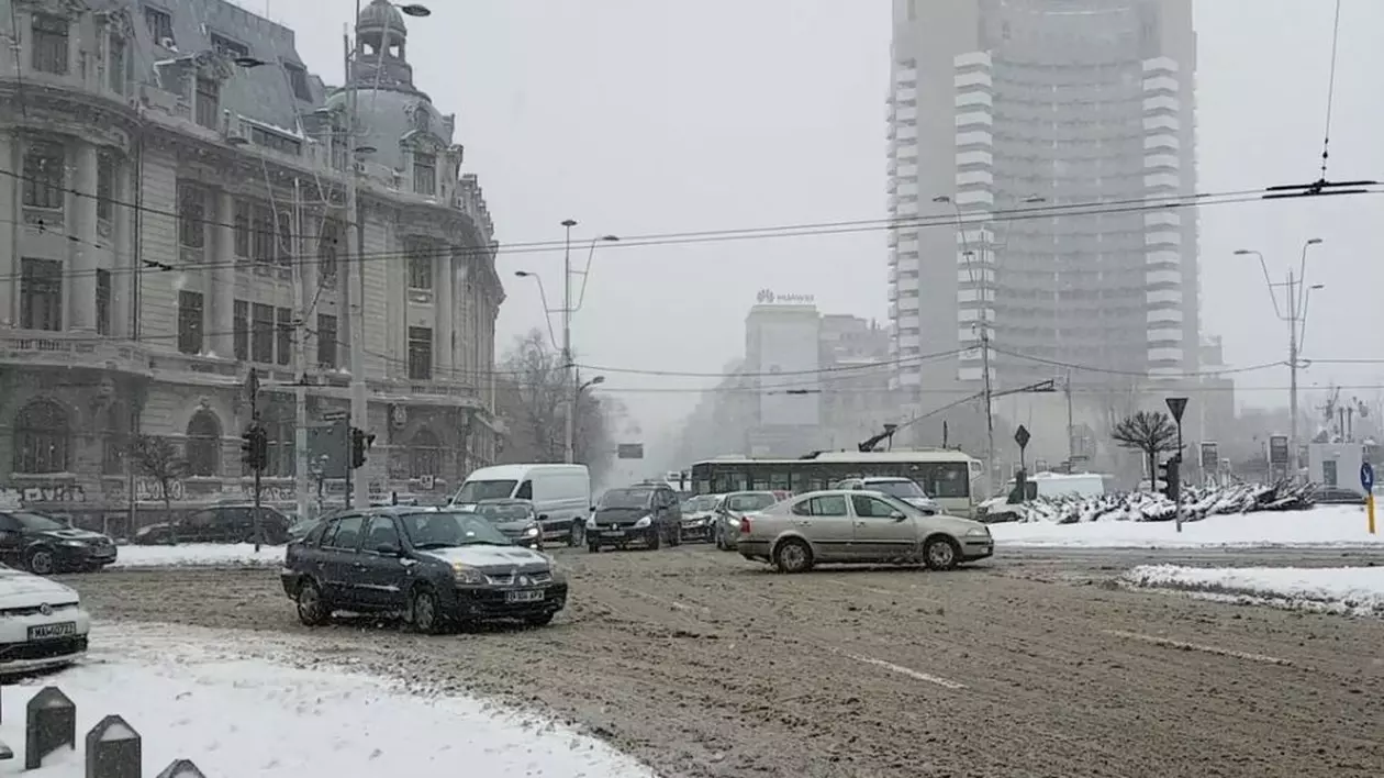 Bucureștiul acoperit de zăpadă, duminică noapte