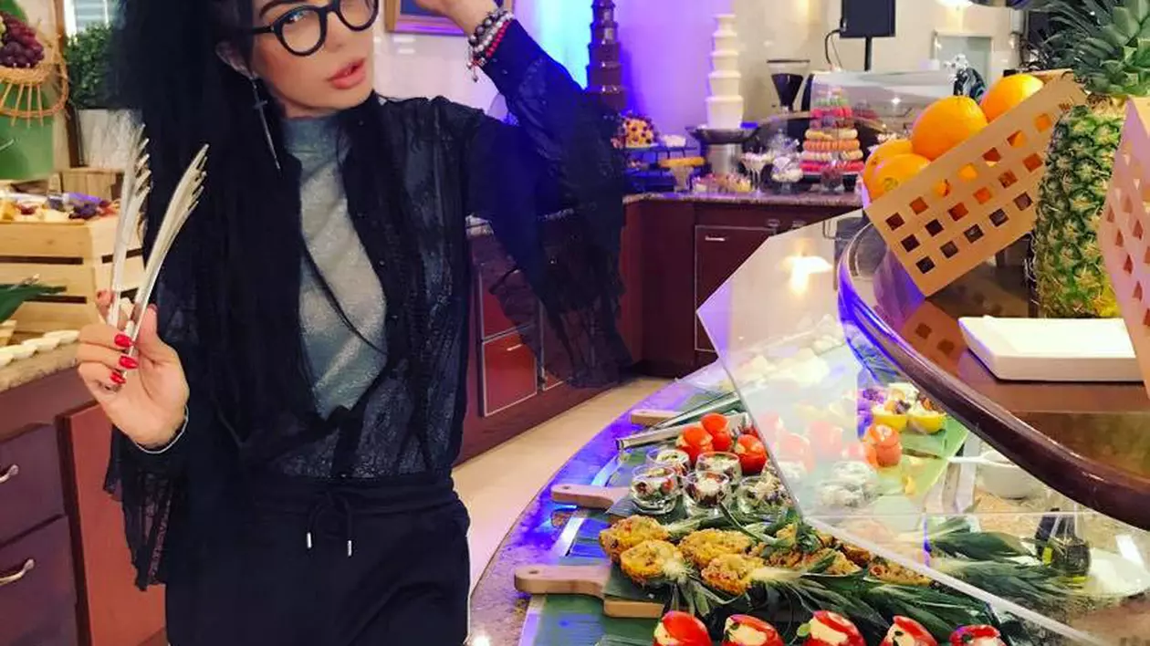 DJ Wanda a împlinit 42 de ani și a sărbătorit în cele mai luxoase locuri. “Un prinș mi-a asigurat totul”