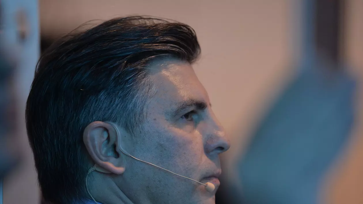 Reacția lui Ionuț Lupescu după ce Răzvan Burleanu l-a acuzat că staff-ul său electoral i-ar fi interceptat o ședință secretă înainte de alegeri