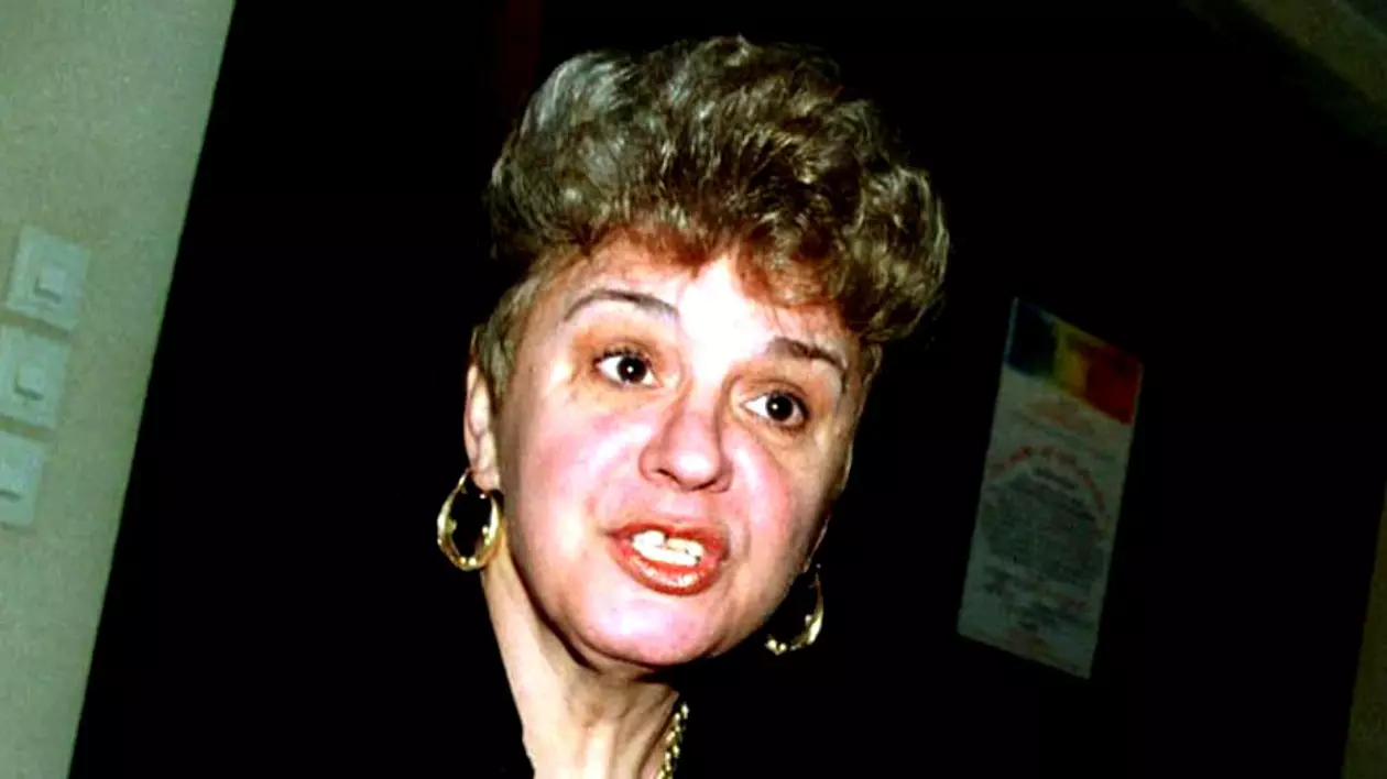 Ce cuvinte grele i-a spus Ionela Prodan fiicei Andei Călugăreanu. "Ți-aș trage o bătută de te-aș trezi cu apă"