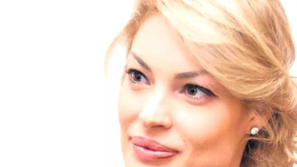 Adevărata relație dintre Valentina Pelinel și prima soție a lui cristi Borcea. Cum se înțelege, de fapt, cu Mihaela Borcea