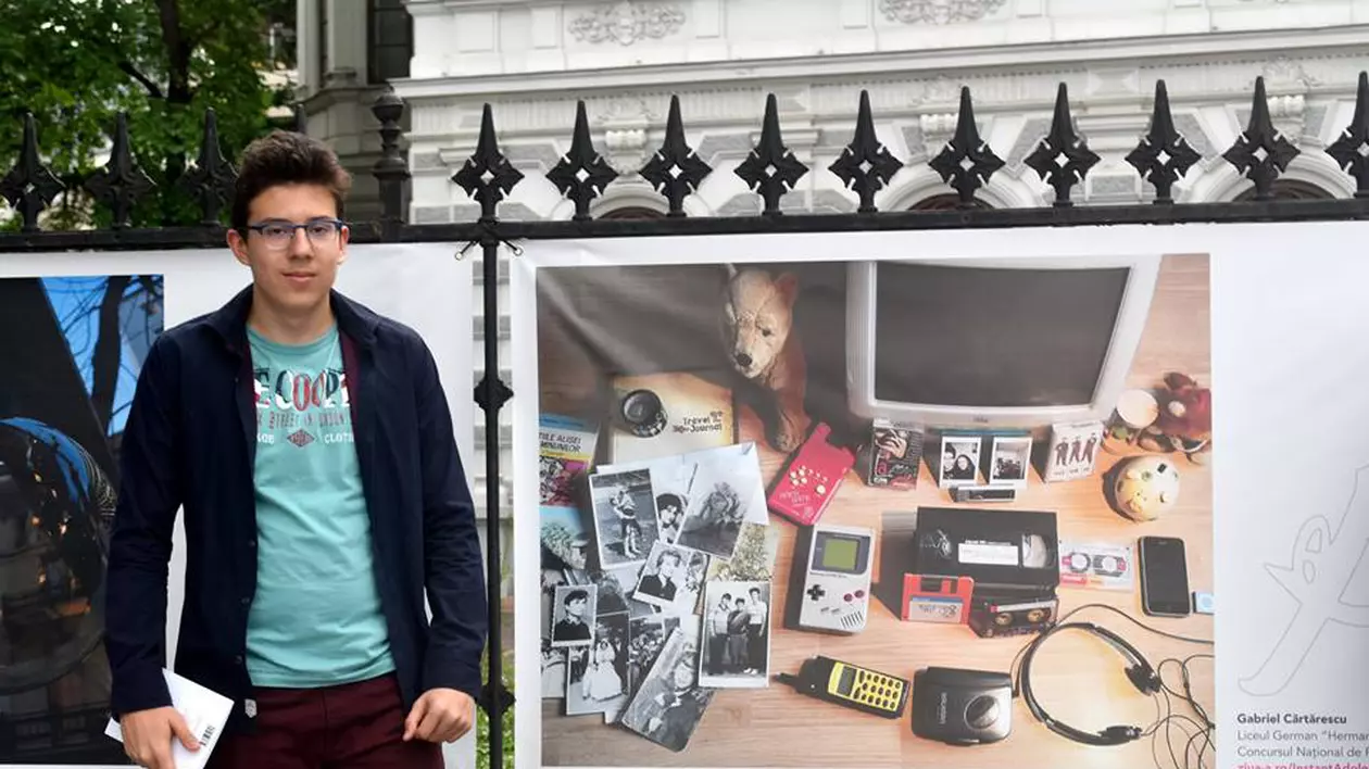 Pe urmele tatălui! Băiatul lui Mircea Cărtărescu, locul I la un concurs de fotografie