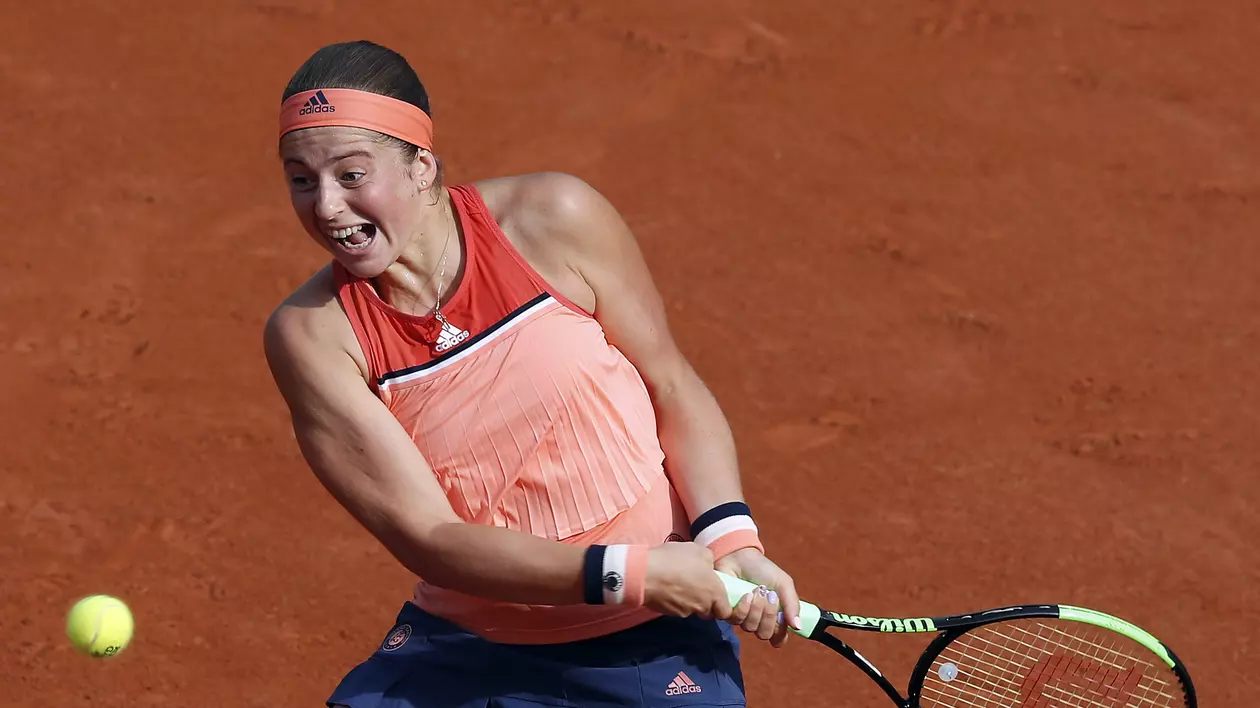 Jelena Ostapenko, coșmarul Simonei Halep, eliminată în primul tur la Roland Garros. Letona a intrat în istoria neagră a tenisului