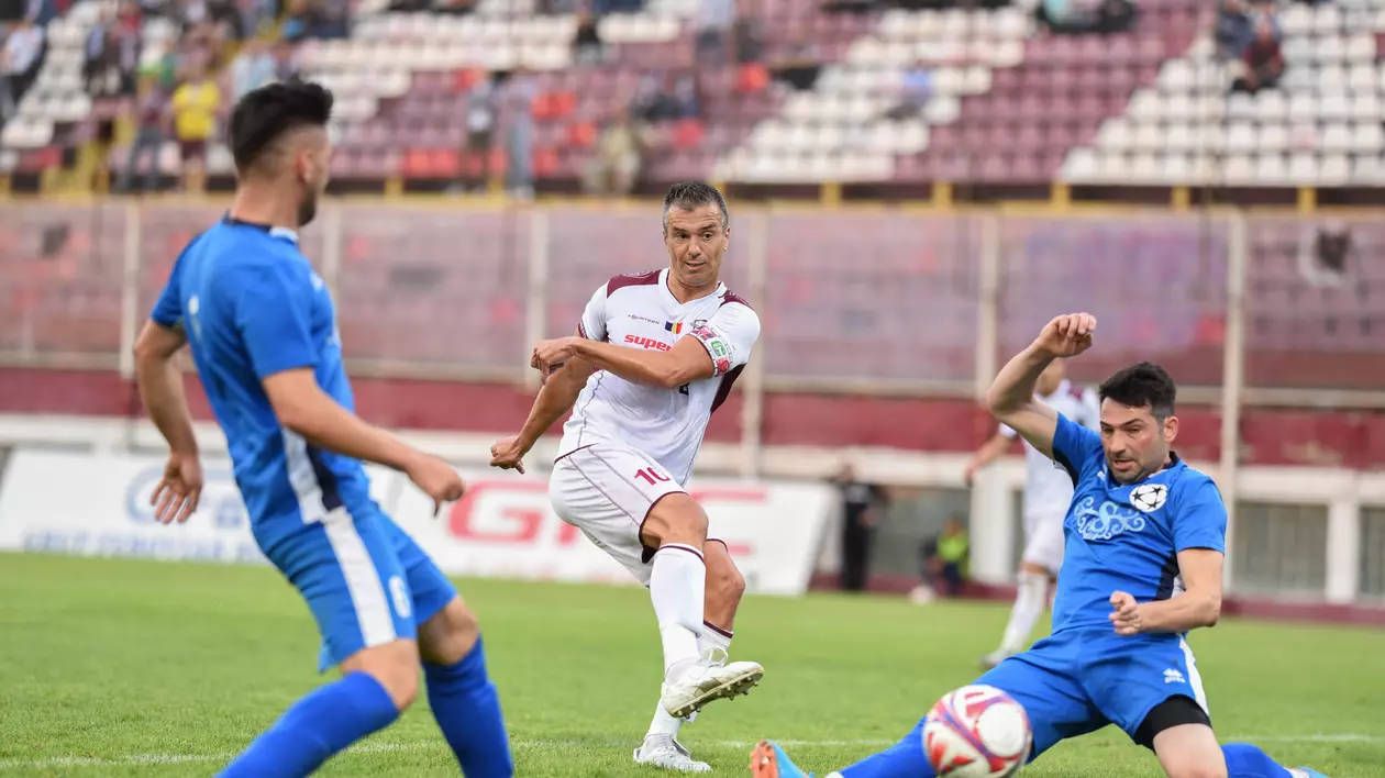 Pancu, antrenor la Rapid. ”Pancone” va fi ajutat de Nicolae Grigore. Schumacher, mazilit!