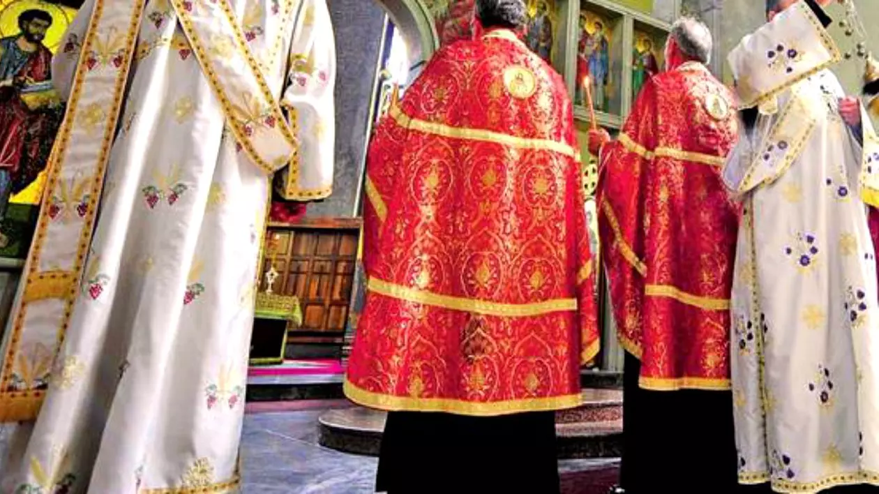 Tort cu figuri bisericești la Episcopia Ortodoxă Română a Maramureșului și Sătmarului. Lumea s-a scandalizat