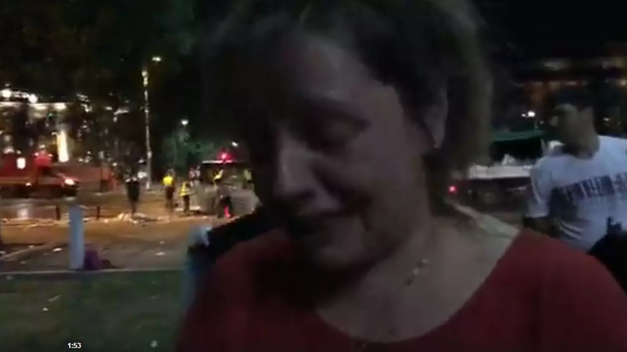 Actrița Natalie Ester, în lacrimi după mitingul PSD. A plâns și a adunat gunoaie | VIDEO