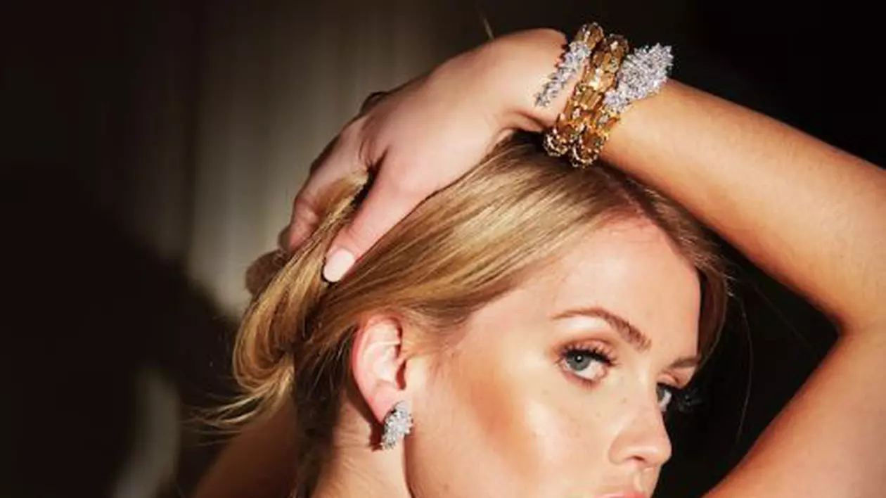 Lady Kitty Spencer, ar avea o relație cu un bărbat mai bătrân decât tatăl ei