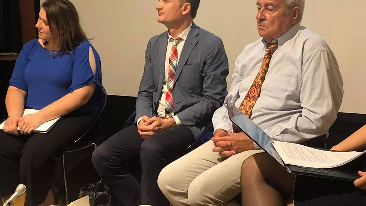 Curtea de Justiție a Uniunii Europene: Cuplurile gay căsătorite au dreptul de a circula ca soţi. România, obligată să țină cont de decizie