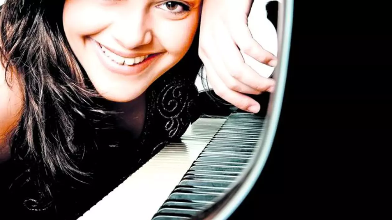Durere mare în sufletul mamei pianistei Mihaela Ursuleasa. "Când deschid dulapul nu pot să ating lucrurile ei, nu pot"