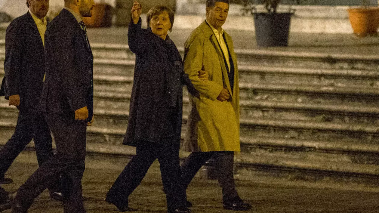 Angela Merkel și soțul ei, apreciați de Maurice Munteanu pentru stilul adoptat pe stradă: Imaginea vorbește despre civilizație