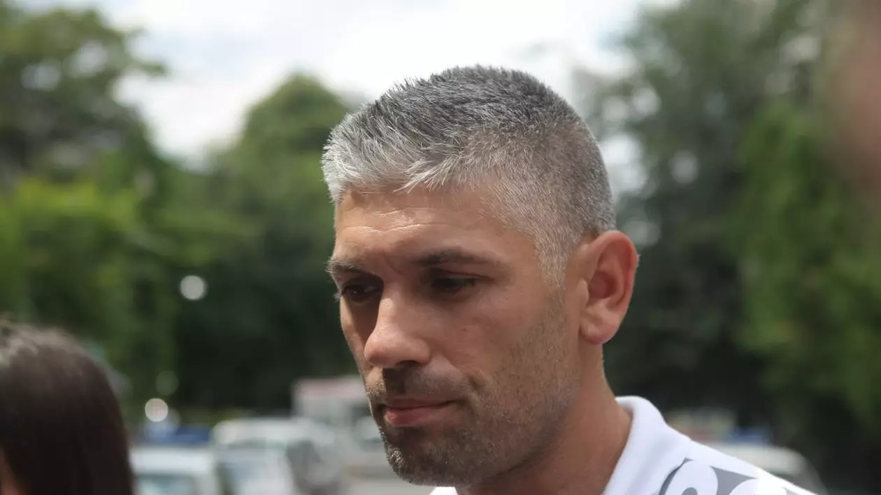 VIDEO/ Ce spune șoferul mașinii cu număr de înmatriculare anti-PSD, după ce Poliția i-a confiscat plăcuțele