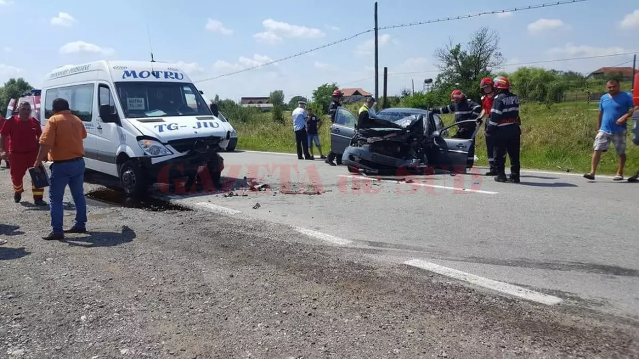 Accident rutier la Ciuperceni, în judeţul Gorj. Fotografie de la locul accidentului