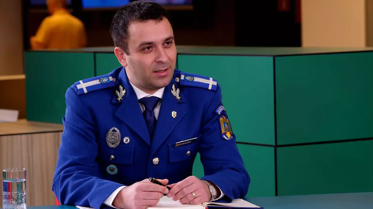 Maiorul Laurenţiu Cazan, audiat la Parchetul General. Maiorul Laurențiu Cazan, la Interviurile Libertatea LIVE