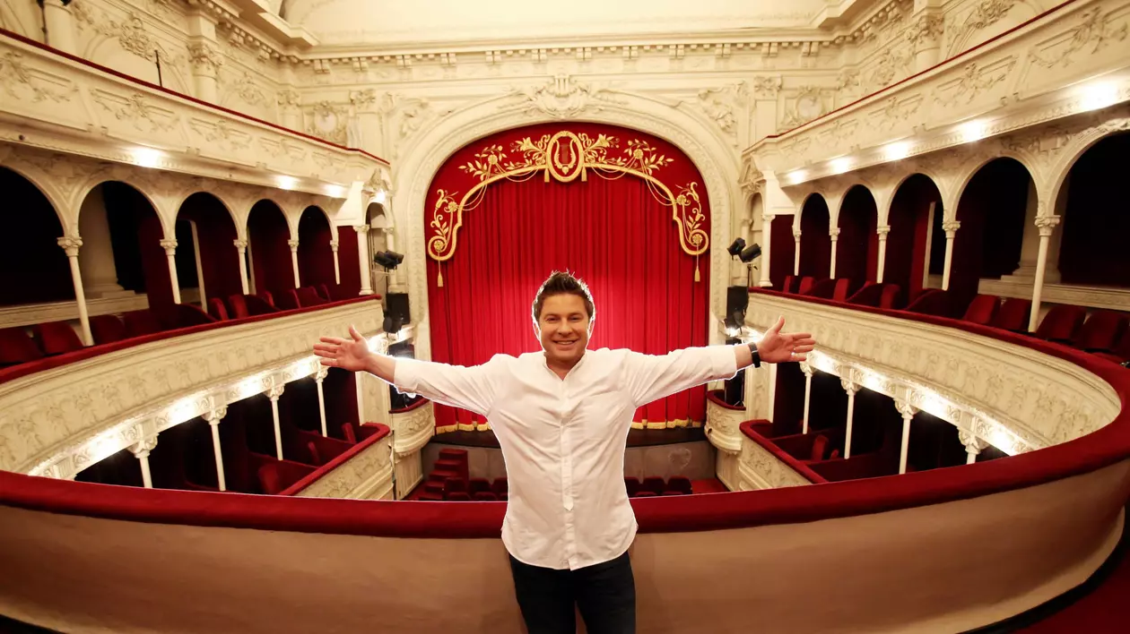 Pavel Bartoș, despre începuturile sale în teatru și admiterea comică la facultate. “Am copiat tot repertoriul de la un coleg”
