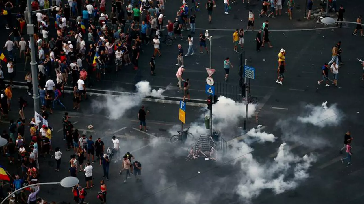 Nu a existat o nevoie reală de intervenție în forță în Piața Victoriei, spun procurorii militari; Sindile și Cucoș au dat ordine peste comandantul acțiunii