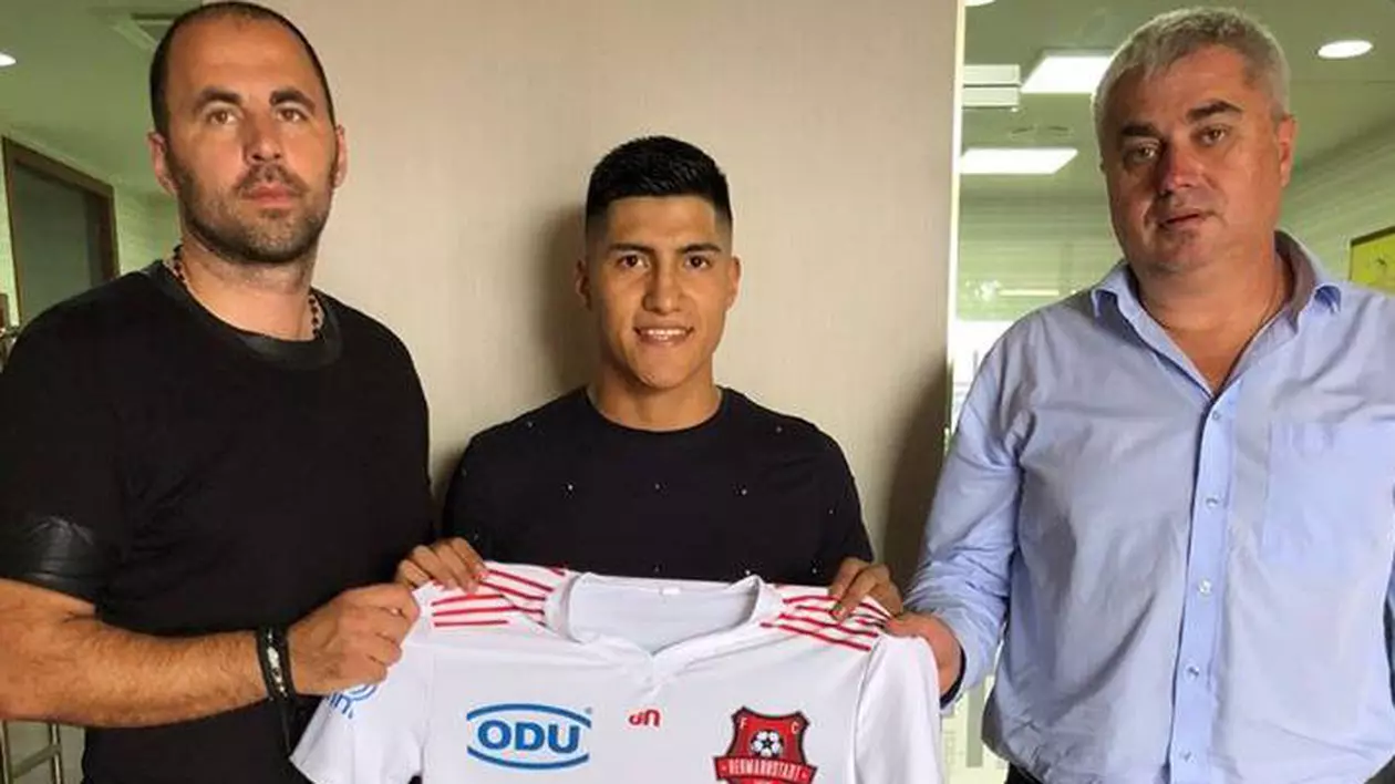 Nou-promovatele continuă transferurile. Dunărea aduce un fost stelist, la Sibiu au ajuns un jucător de națională. Sibienii l-au prezentat pe boliviano-spaniolul Luis Alberto Vega