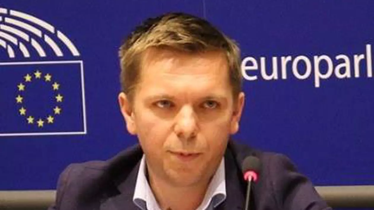 Jurnalistul Attila Biro a fost eliberat. Imagine cu jurnalistul în timpul unei ședințe