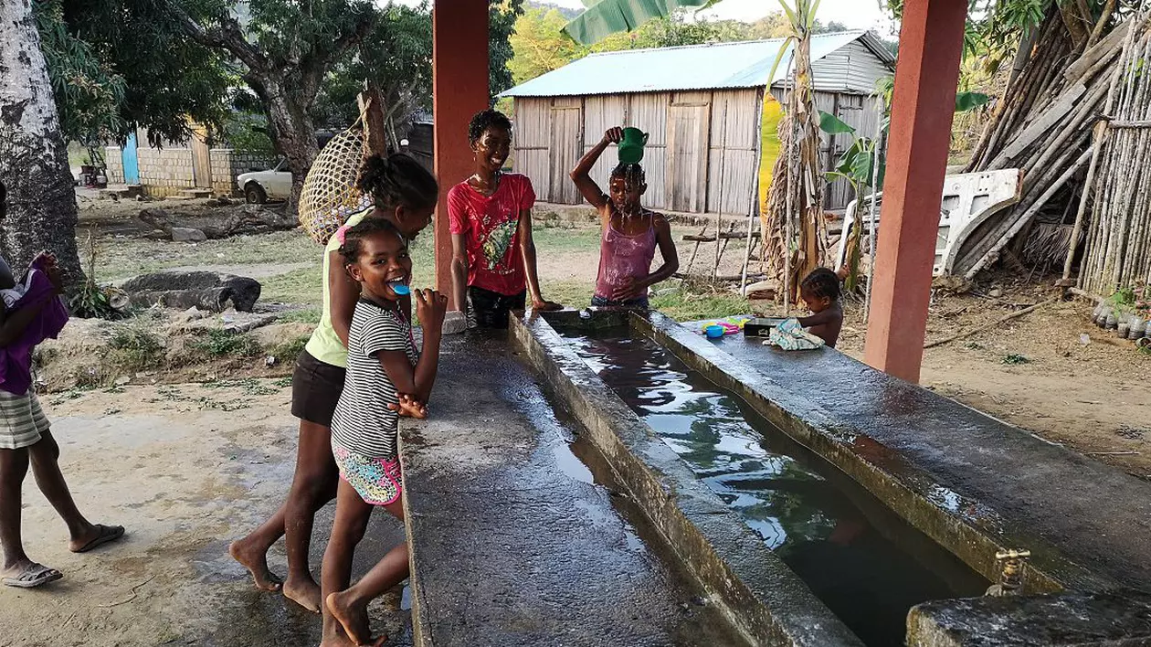 Vedetele din ”Ultimul Trib”, șocate de condițiile din satul tradițional, în Madagascar