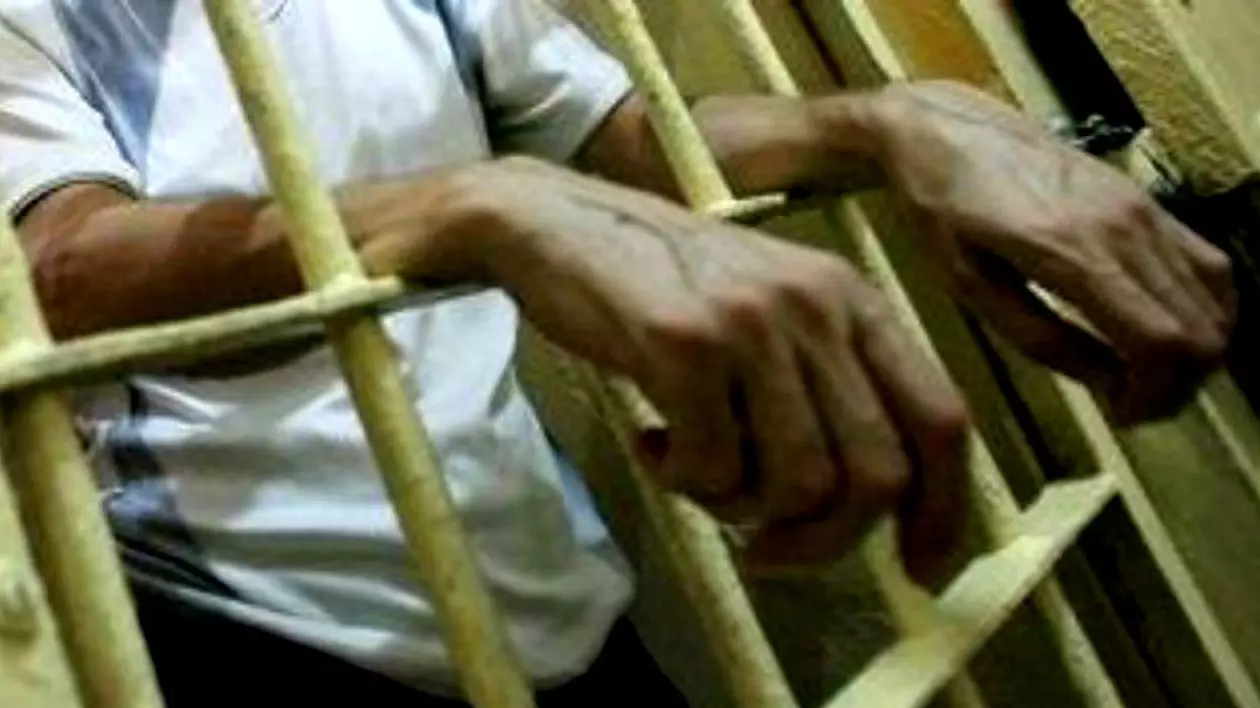 Un număr de 14.678 de deţinuţi vor vota la referendumul pentru definirea familiei, care se va desfăşura în acest week-end în toată ţara.