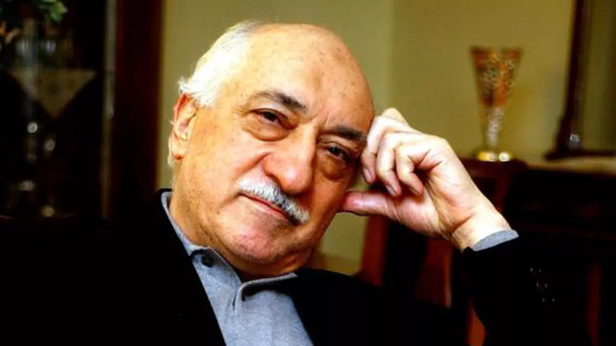 clericul musulman exilat Fethullah Gulen