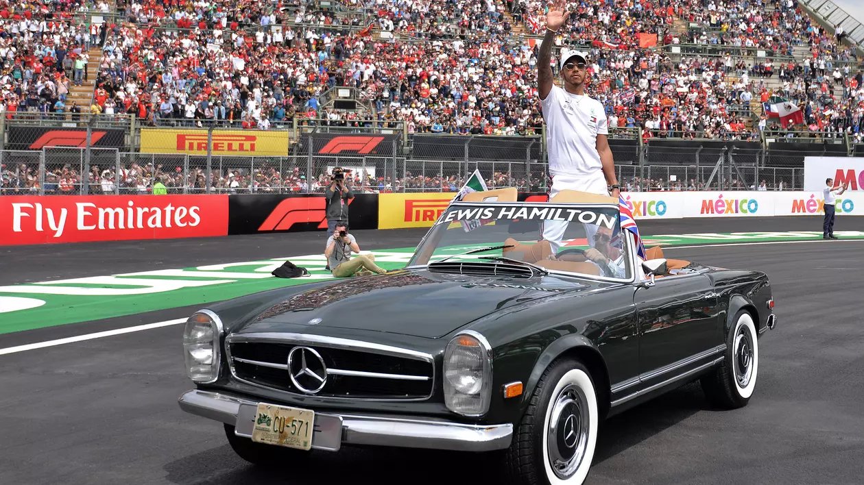 Lewis Hamilton, campion mondial de Formula 1 pentru a cincea oară. Verstappen a învins în Mexic