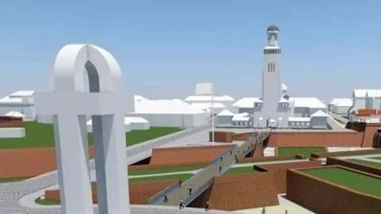 Centenarul este omagiat la Alba Iulia cu un monument gândit pe vremea lui Ion Iliescu și care seamănă cu logoul Facebook!