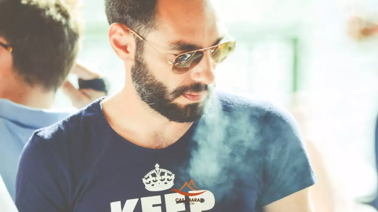 Alexandru Matusciac, un fotograf de modă din Timișoara, arestat pentru trafic de droguri