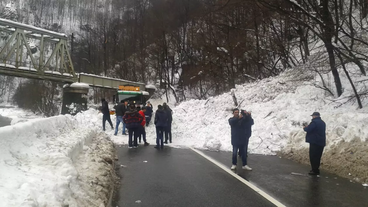 Avalanșă la ieșire din Petroșani