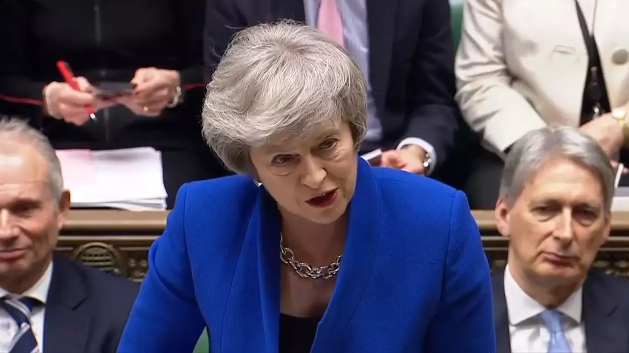 Moțiunea de cenzură împotriva premierului Theresa May. Theresa May, în Parlamentul britanic