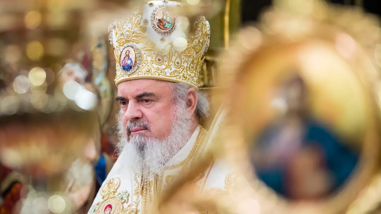 Patriarhul Daniel amintește de interdicțiile impuse de autoritățile comuniste, la pelerinajul marcat de restricții anti-COVID: „Peste câteva luni, regimul a căzut”