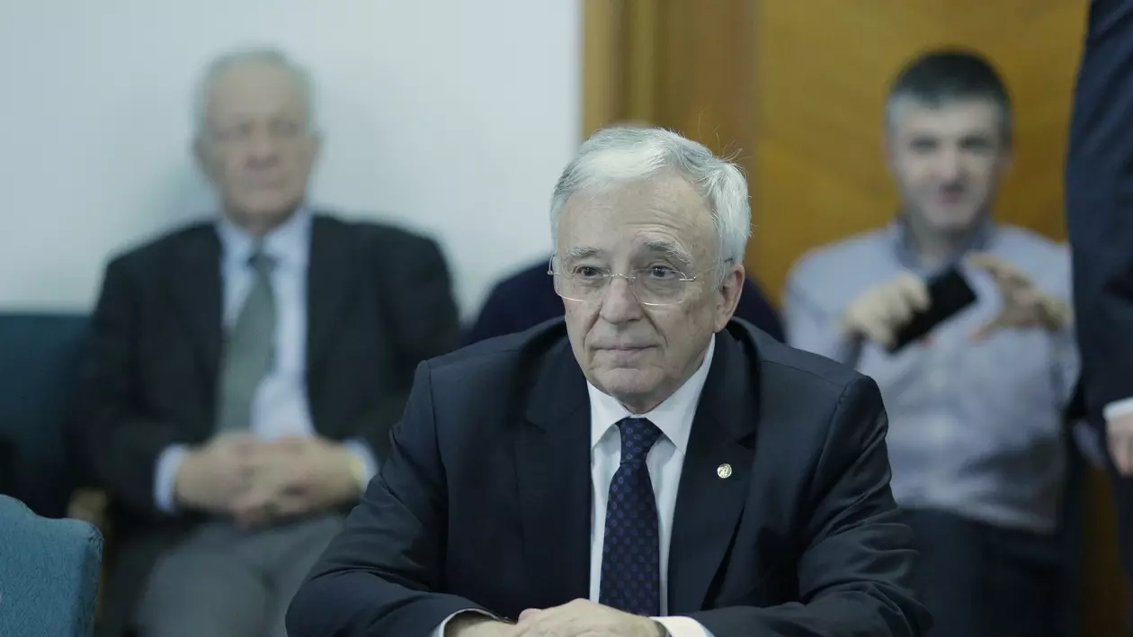 Isărescu vrea scoaterea programului Prima Casă, a titlurilor de stat și a rezervelor minime din formula "taxei pe lăcomie". Isărescu în comisiile de specialitate de la Senat