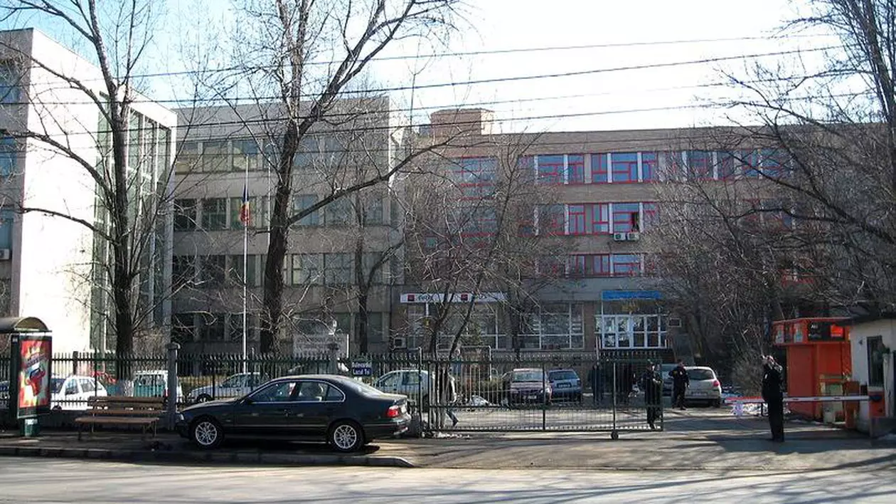 Universitatea Tehnică de Construcţii din București a anulat 30 de diplome false