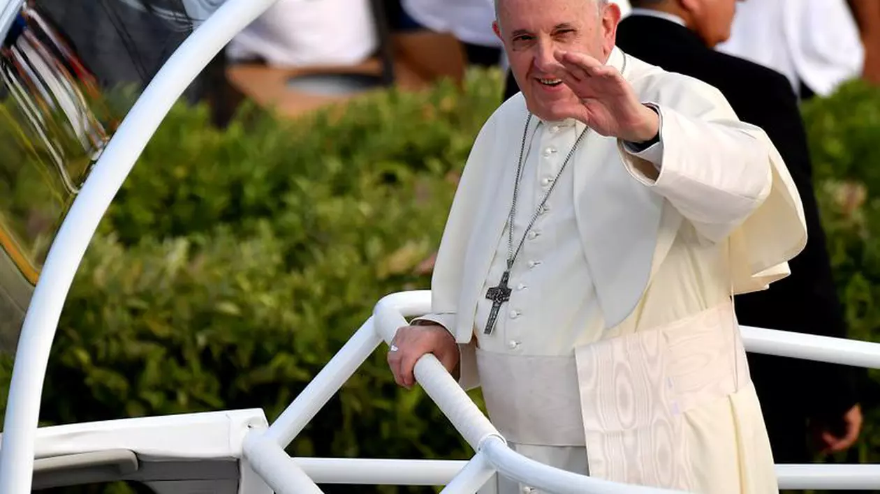 Încep înscrierile online pentru vizita Papei Francisc la Șumuleu Ciuc. Ce trebuie să știe pelerinii