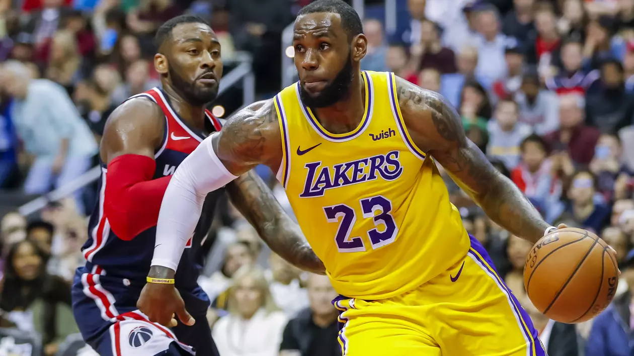 LeBron James, cel mai bine plătit jucător din NBA pentru al cincilea an consecutiv