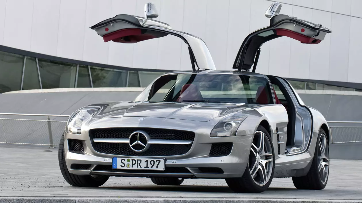 60.000 de maşini Mercedes-Benz rechemate în service