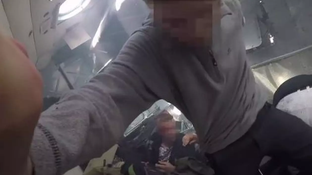 Un pasager a filmat momentul terifiant în care elicopterul în care se afla s-a prăbușit