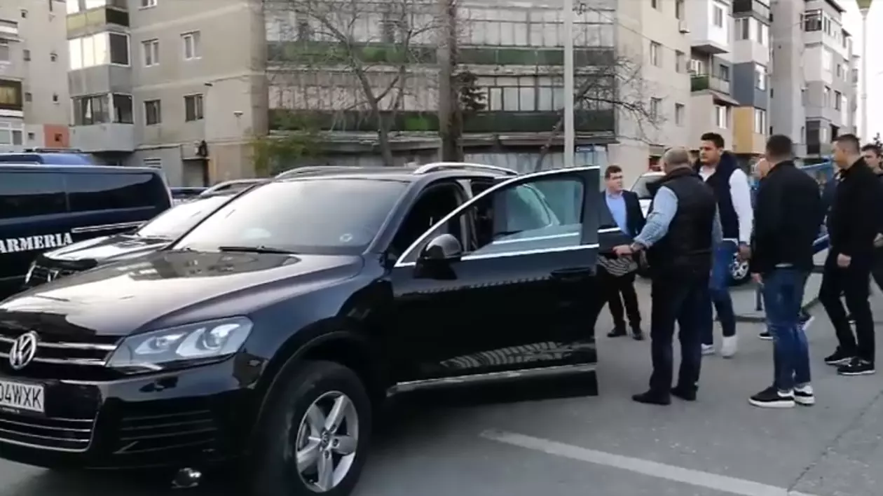 De ce a fost escortat fiul lui Liviu Dragnea de trupele SAS