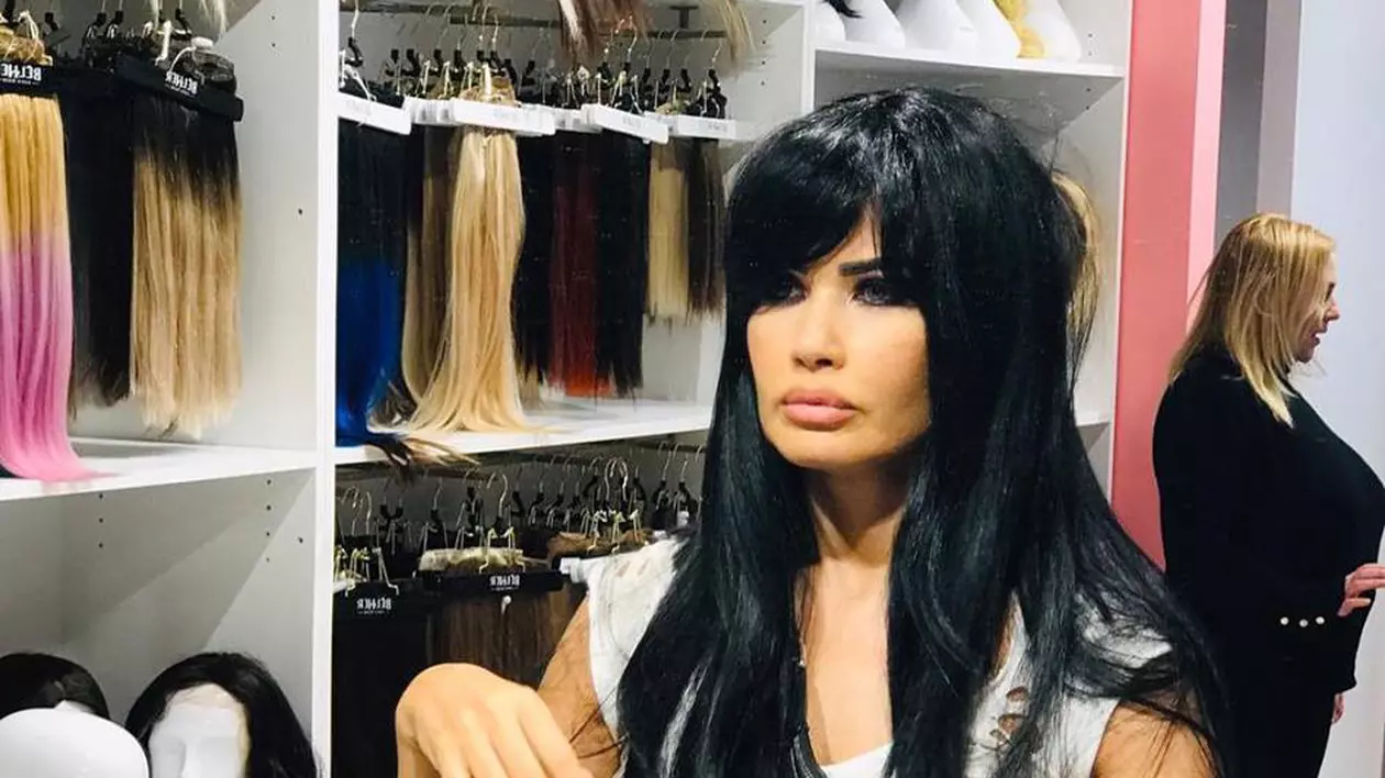 Oana Zăvoranu s-a enervat la culme. " V-am răspuns de peste 10-15 ori la acest subiect. Terminați! Gata!"