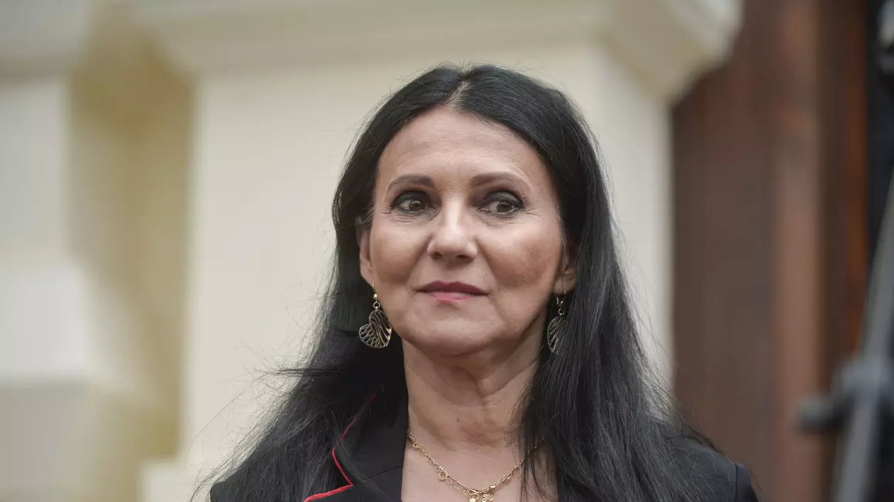 Premierul a numit un nou președinte la CNAS. Vasile Ciurchea a mai fost șeful instituției. Dăncilă, despre dosarul acestuia la DNA: "Nu a fost audiat, nu i s-a imputat absolut nimic!"