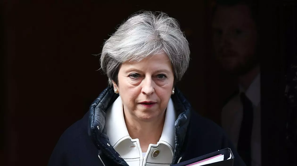 Theresa May anunță că va demisiona înainte să înceapă următoarea rundă de negocieri pentru Brexit