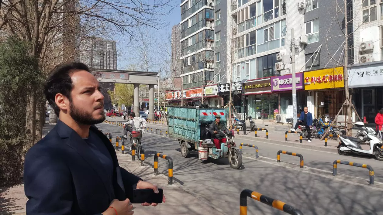 Doina Ruști, corespondență din Beijing: o stradă din Beijing