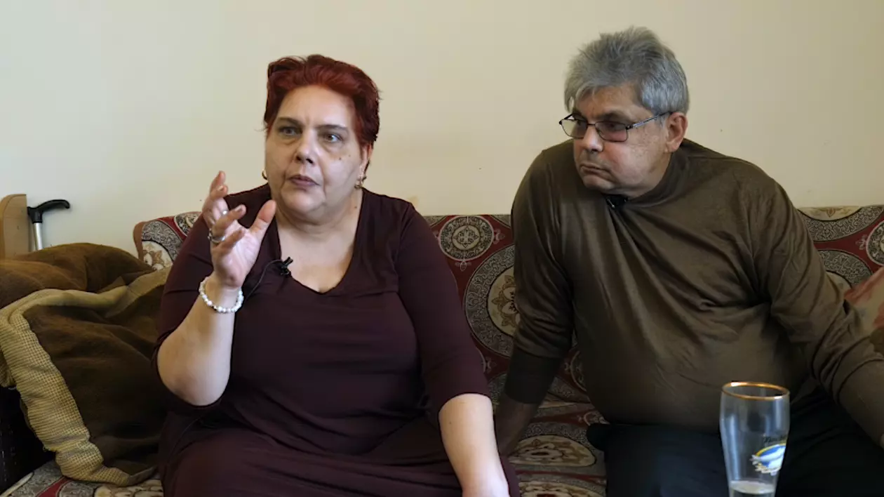 VIDEO / Luiza și Lucian, doi pacienți diagnosticați cu schizofrenie paranoidă, au dezvăluit cum reușesc să țină toate lucrurile din viața lor în echilibru. ”Noi trebuie să știm absolut totul unul despre altul”