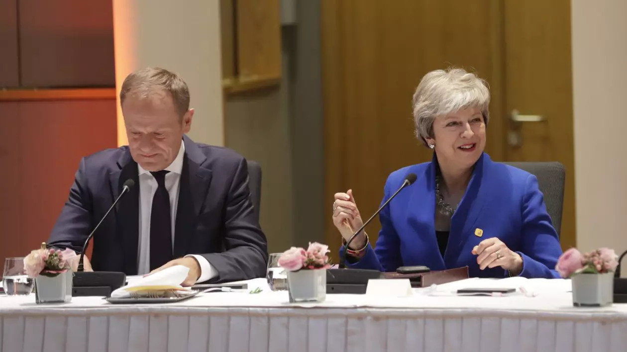 Brexit a fost amânat pentru 31 octombrie. Theresa May a acceptat oferta UE