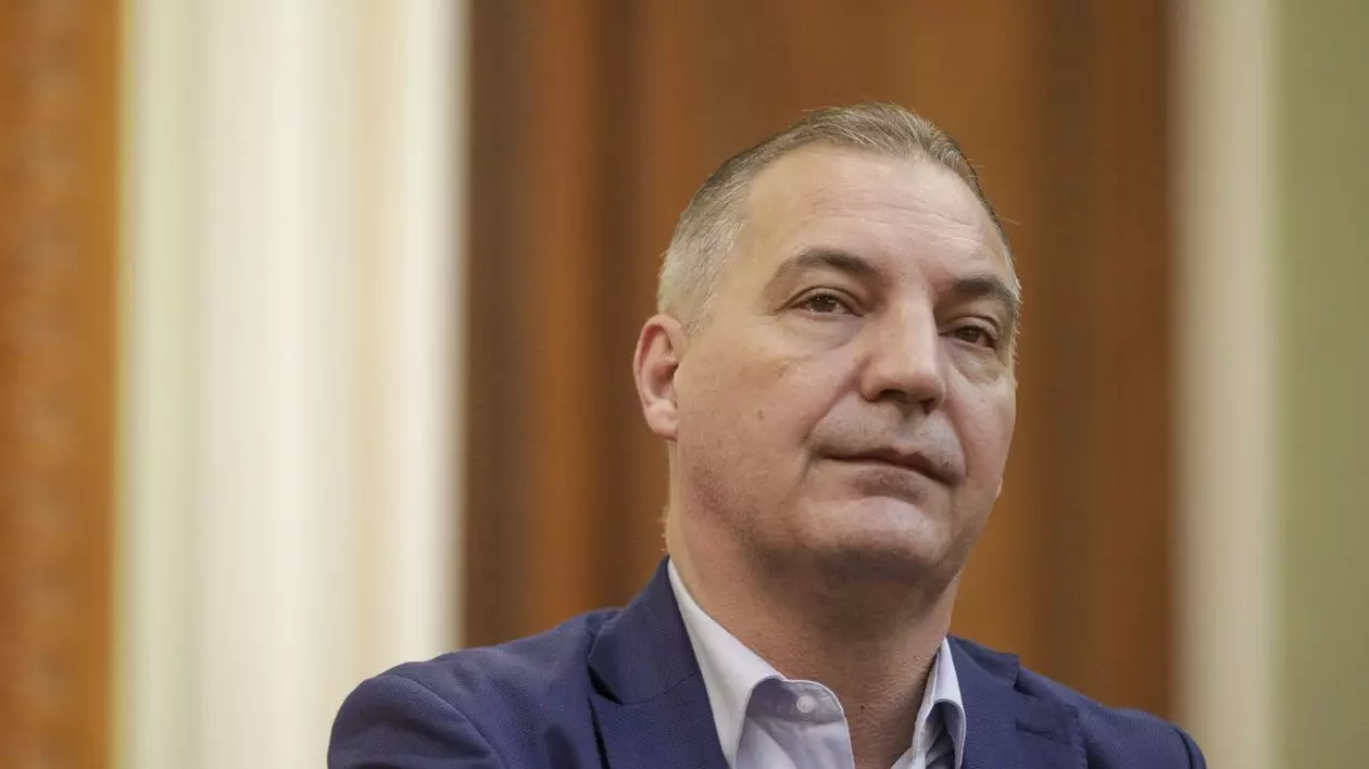 DNA extinde ancheta în cazul lui Mircea Drăghici. Trezorierul PSD, acuzat că ar fi vândut familiei o mașină de lux de la partid. Banii i-ar fi plătit după un an