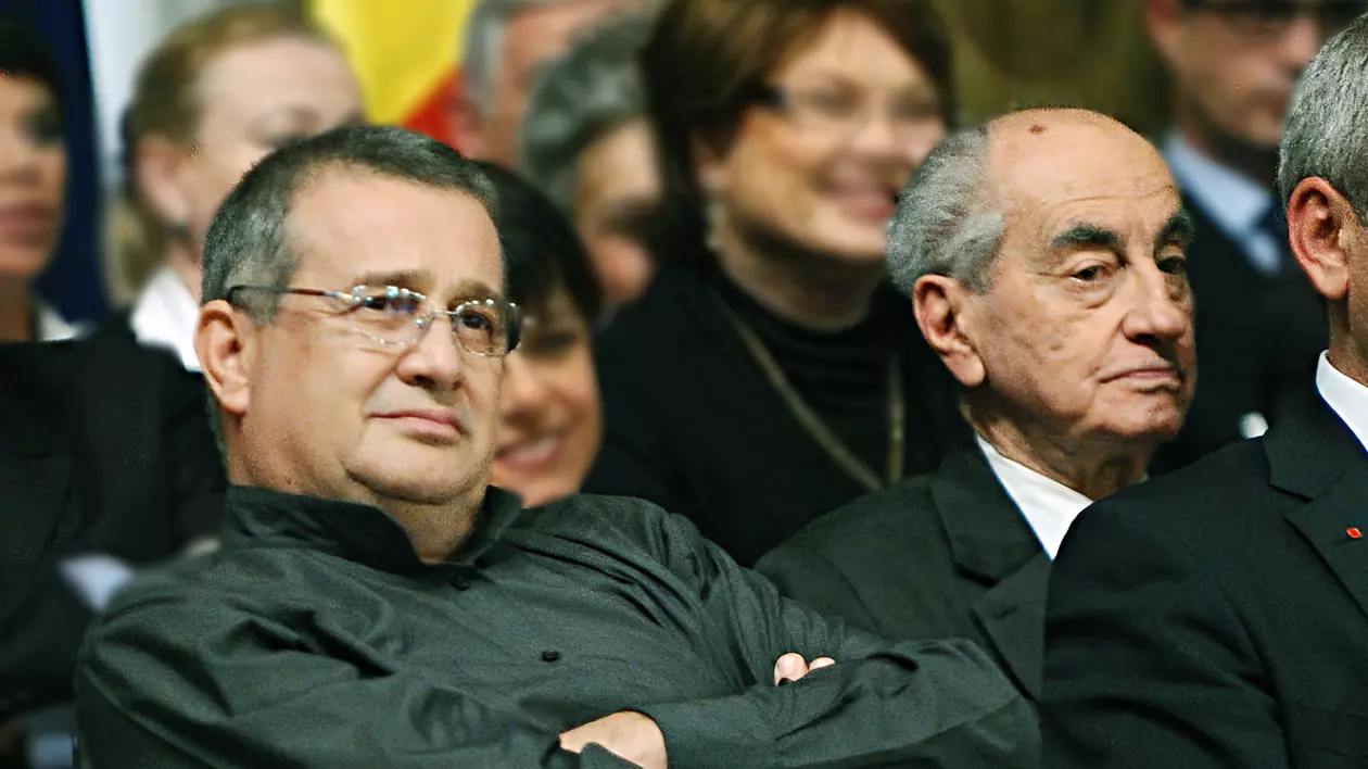 OPINIE | „Istoria nerezolvată naște monștri”. PAH, despre acuzațiile lui Mircea Dinescu la adresa lui Mircea Ionescu Quintus, care s-ar fi oferit să execute o tânără de 16 ani în 1941