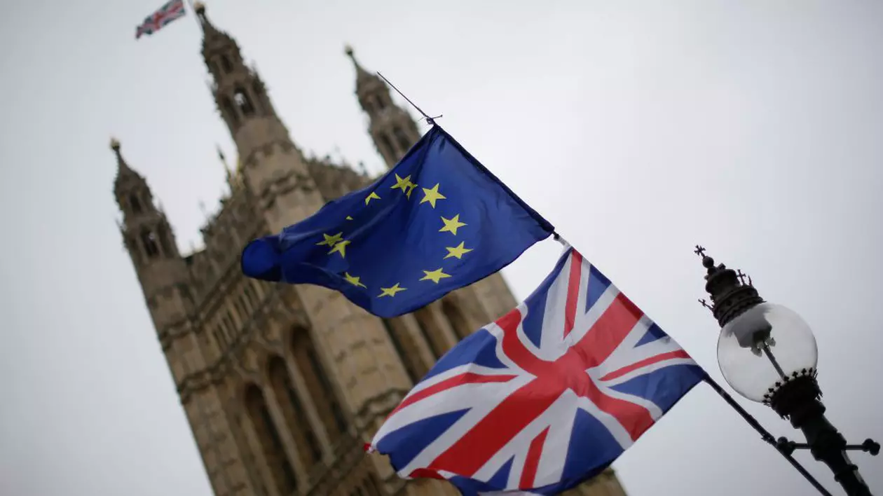 Parlamentul britanic a aprobat amânarea Brexit până pe 30 iunie